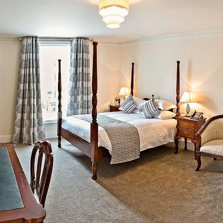 The Bishops Table Hotel Farnham  Zewnętrze zdjęcie