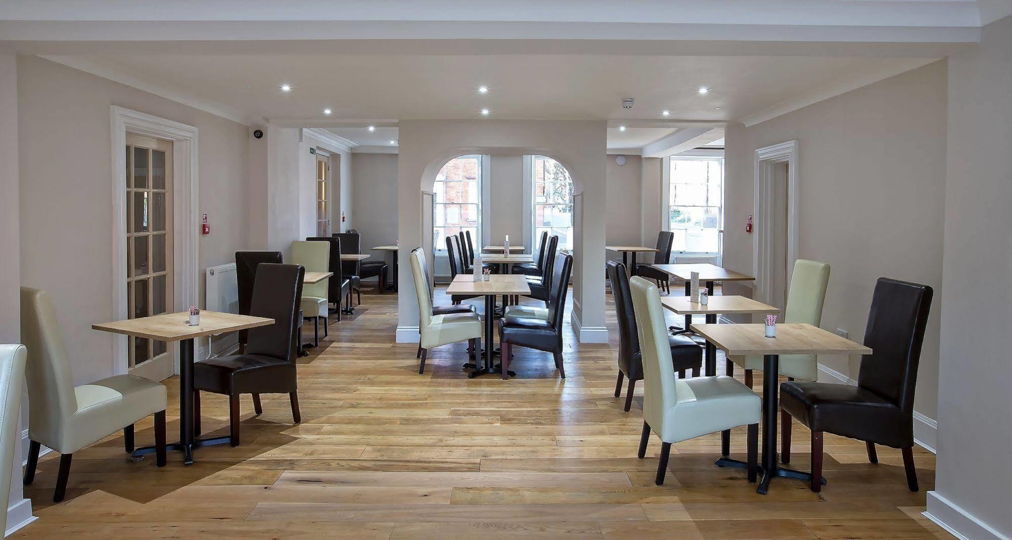 The Bishops Table Hotel Farnham  Zewnętrze zdjęcie